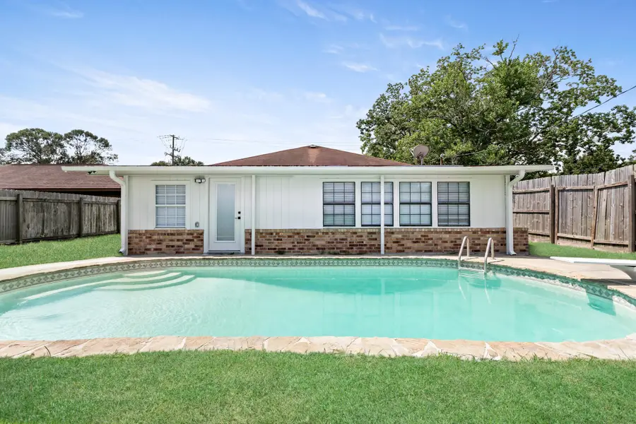 3440 Cleveland Avenue, Groves, TX 77619 - Image #2