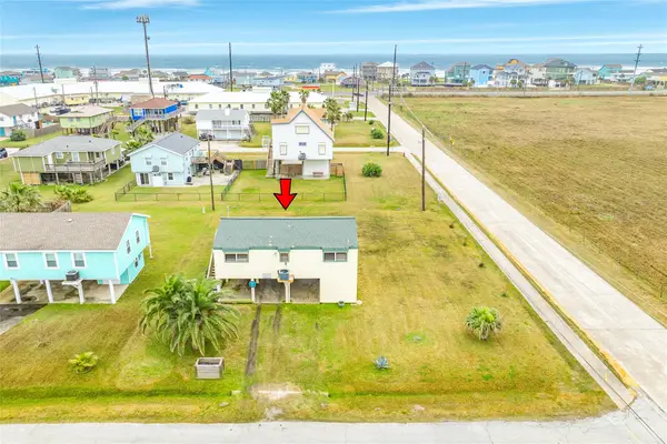 16725 Captain Bligh Road, Jamaica Beach, TX 77554