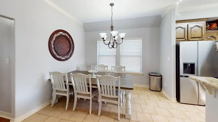 205 Madison Avenue, Clute, TX 77531 - #3