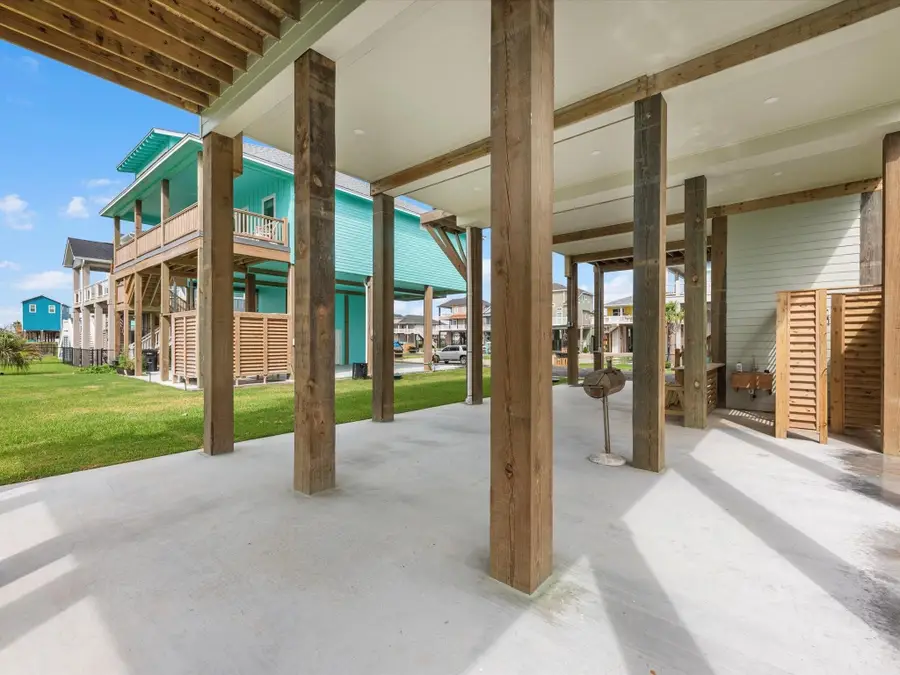 1998 Royalville Court, Crystal Beach, TX 77650 - #2