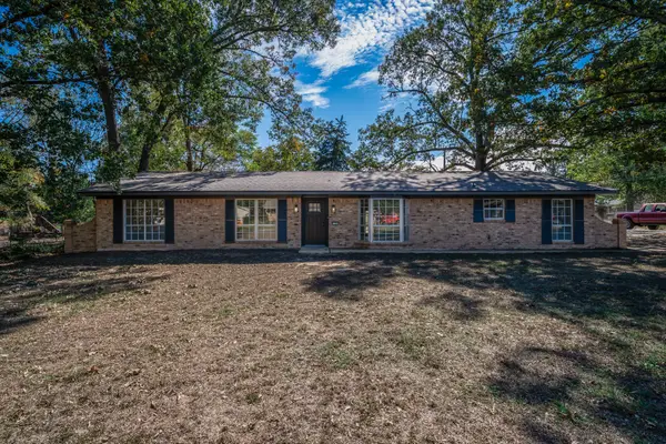 1304 Tony Street, White Oak, TX 75693