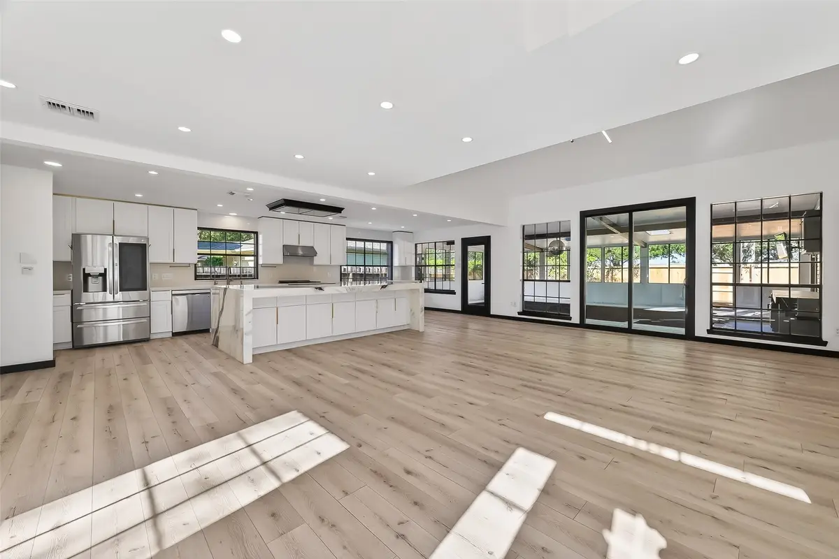 5515 Davids Bend Drive, Sugar Land, TX 77479 - Image #1