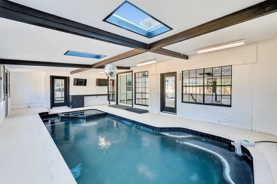 5515 Davids Bend Drive, Sugar Land, TX 77479 - Image #2