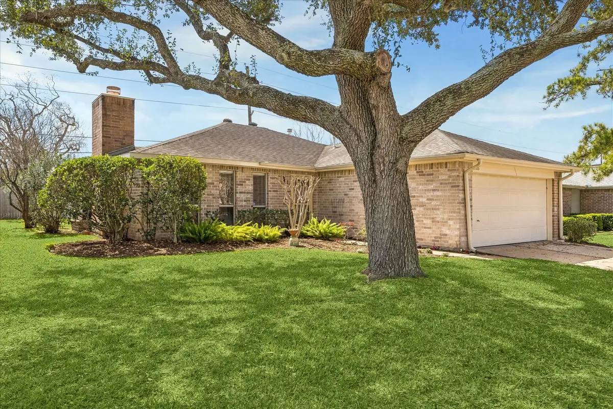 2906 S Peach Hollow Circle, Pearland, TX 77584 - #1
