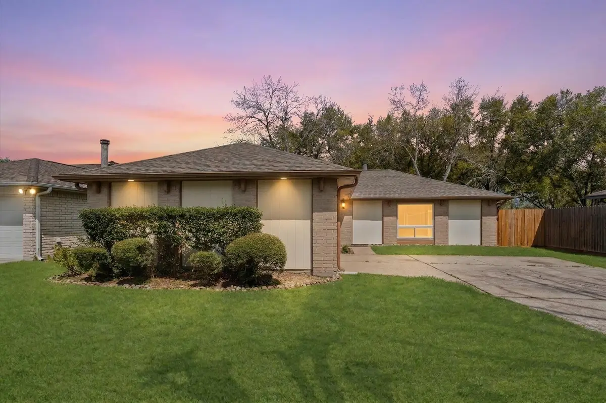 2816 Forest Point Drive, League City, TX 77573 - #1