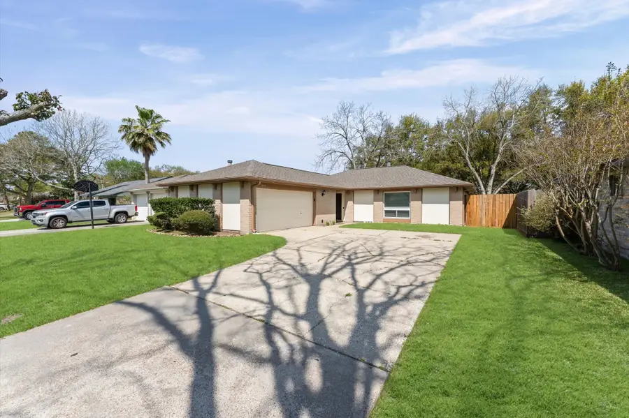 2816 Forest Point Drive, League City, TX 77573 - #3