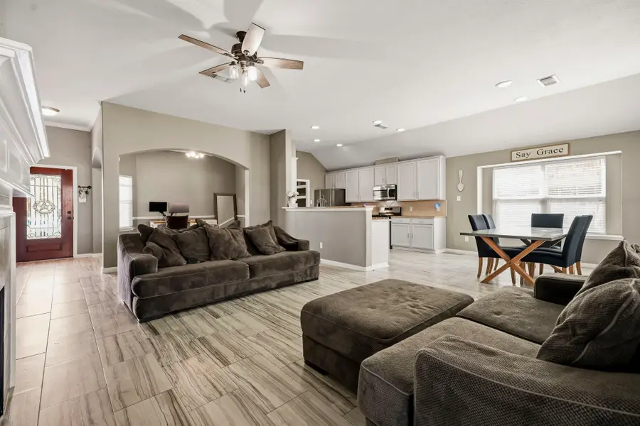 5202 Camarosa Drive, Pasadena, TX 77504 - #3