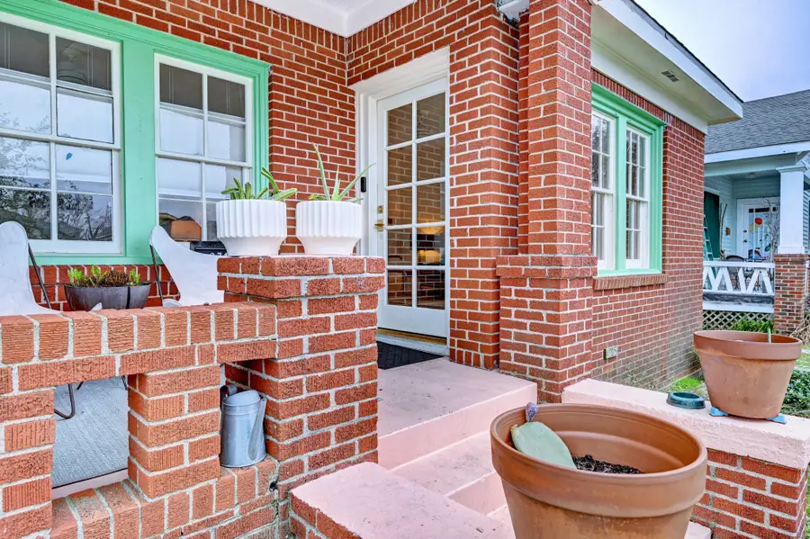 3715 Avenue S 1/2, Galveston, TX 77550 - #3