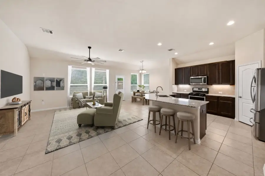 632 W Linnwood Drive, New Caney, TX 77357 - #2