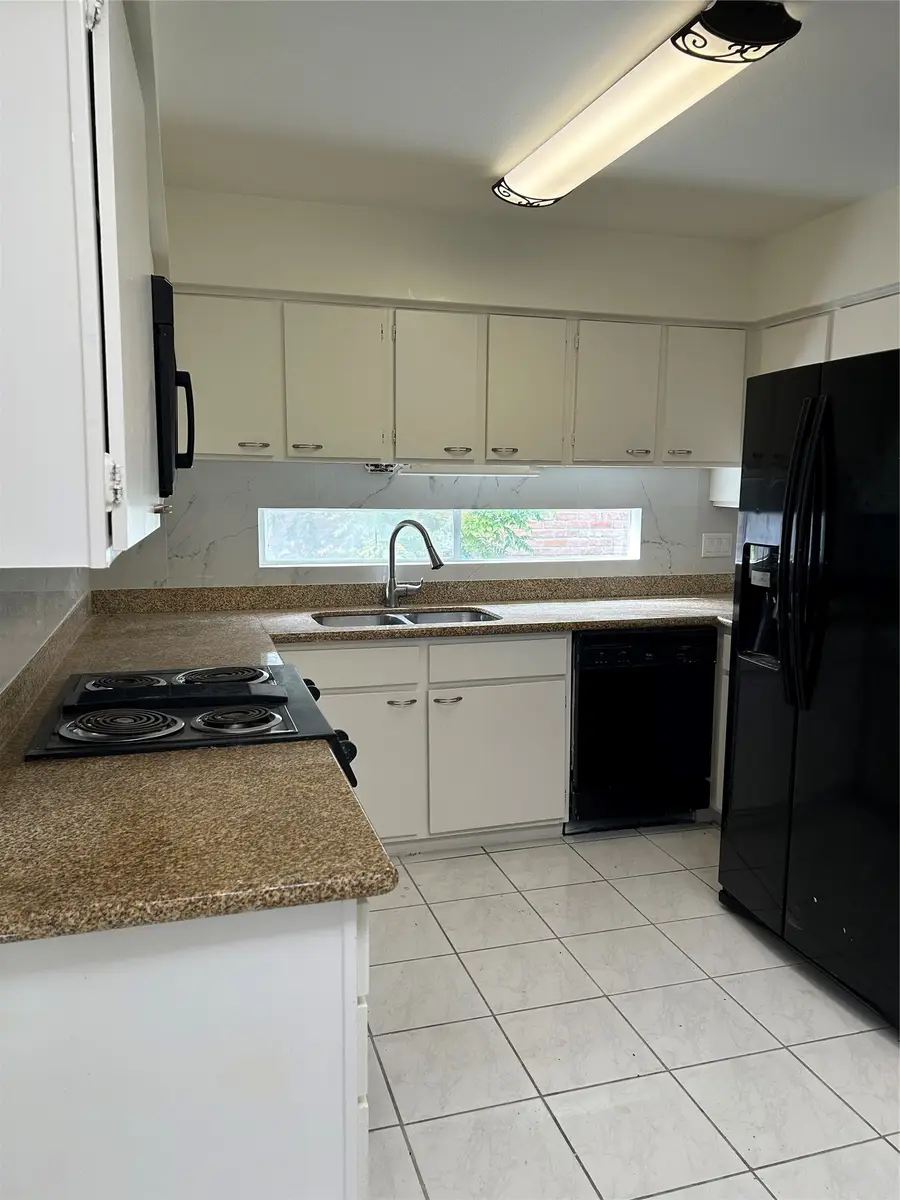 6354 Ivyknoll Drive, Houston, TX 77035 - #3