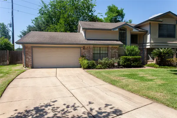 2019 Braesmeadow Lane, Sugar Land, TX 77479