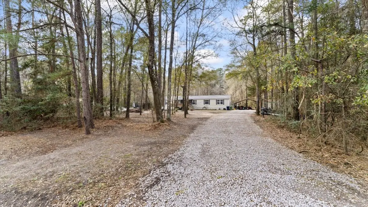 212 Highland Drive, Huntsville, TX 77320 - #1