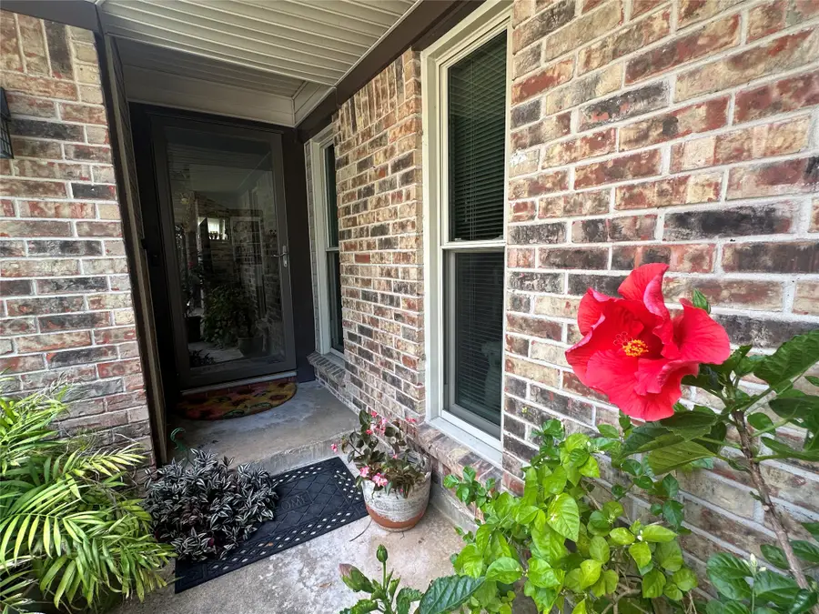 15715 Mill Point Drive, Houston, TX 77059 - #3