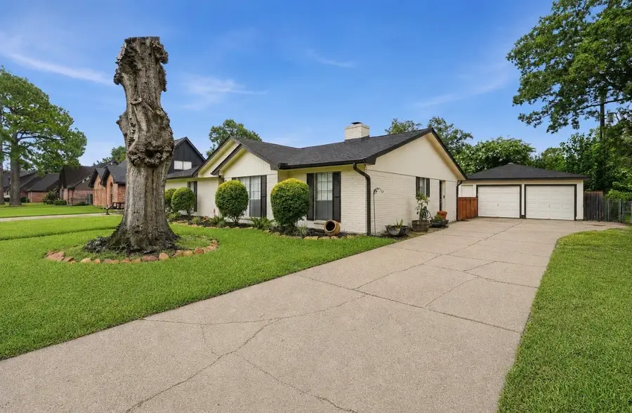 2204 S Fisher Court, Pasadena, TX 77502 - #3