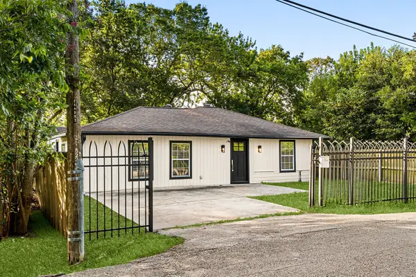 6825 London Street, Houston, TX 77021