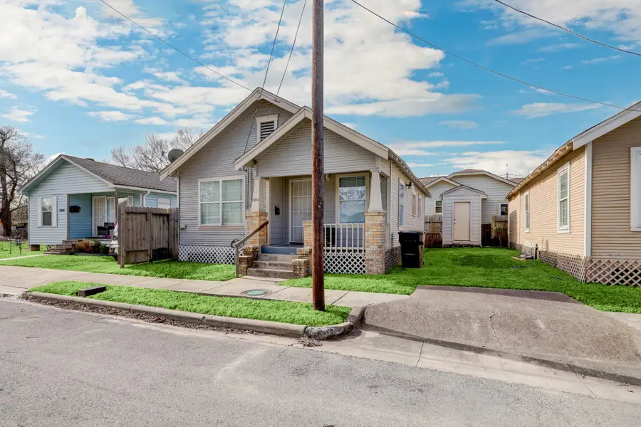 2804 Netleton St, Houston, TX 77004 - #3