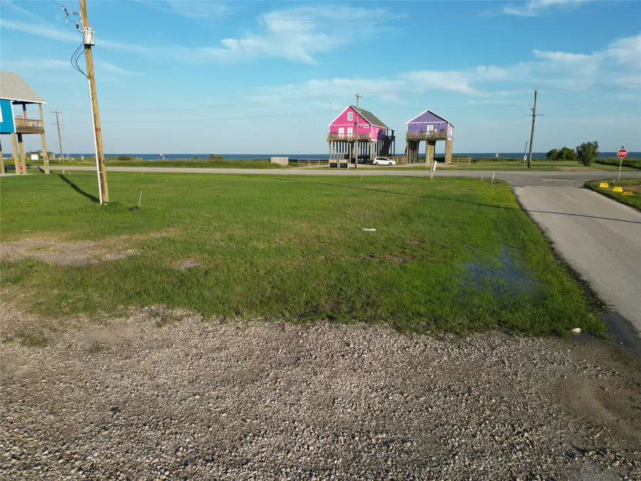 2301 Gumbo Drive, Gilchrist, TX 77617 - #2