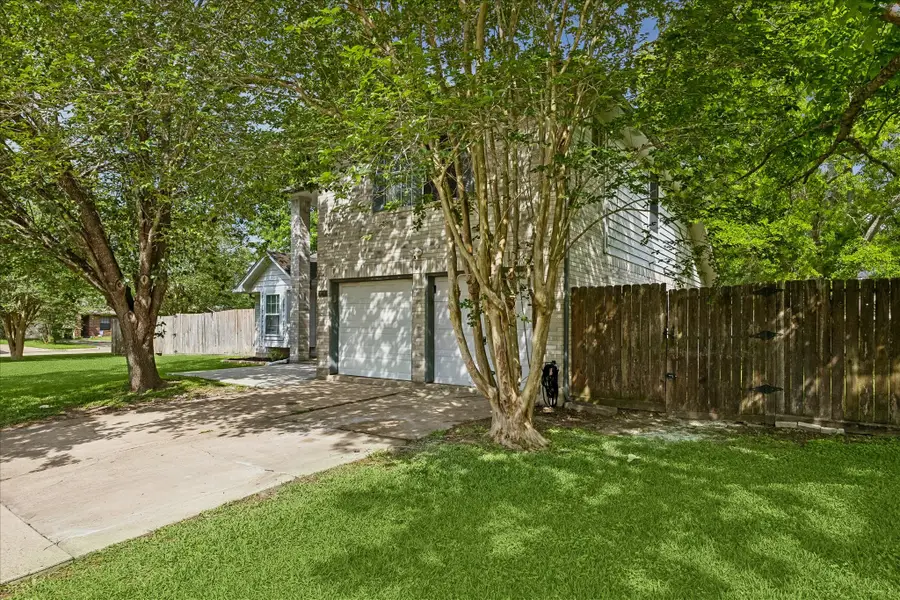 3210 Fox Run Drive, Alvin, TX 77511 - #2