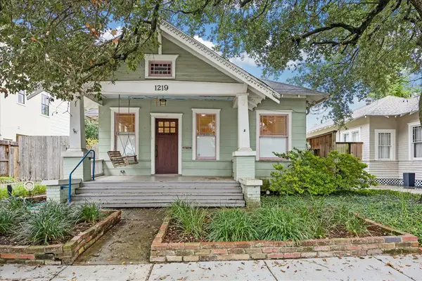1219 W Drew Street, Houston, TX 77006