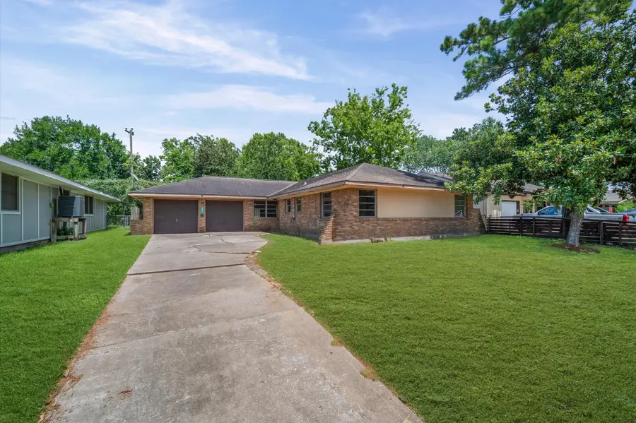 9011 Sandpiper Drive, Houston, TX 77074 - #2