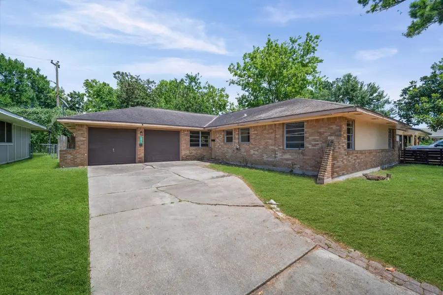 9011 Sandpiper Drive, Houston, TX 77074 - #3