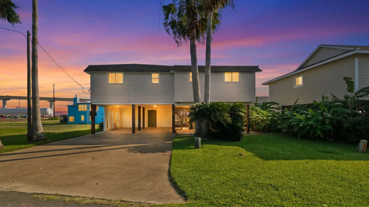 24 Kingfish Lane, Freeport, TX 77541 - #1