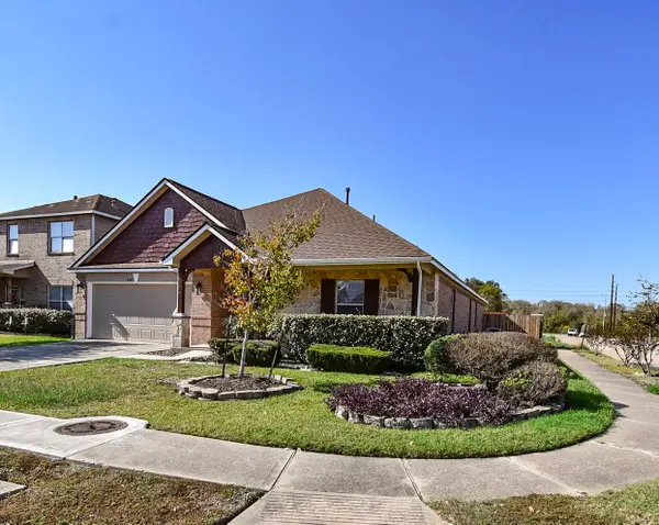 8502 Parapet Place, Rosharon, TX 77583