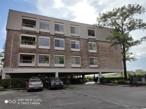 2213 S Braeswood Boulevard #13A, Houston, TX 77030