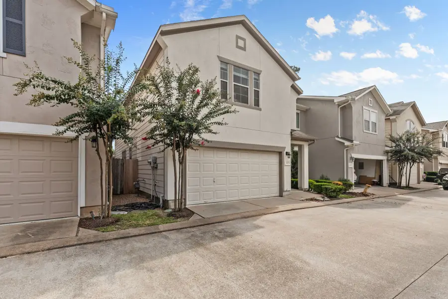 10051 Fallen Woods Drive, Houston, TX 77080 - #2