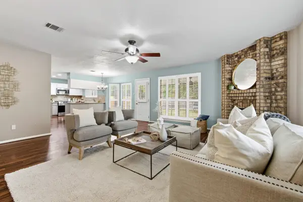 4423 Echo Falls Drive, Houston, TX 77345