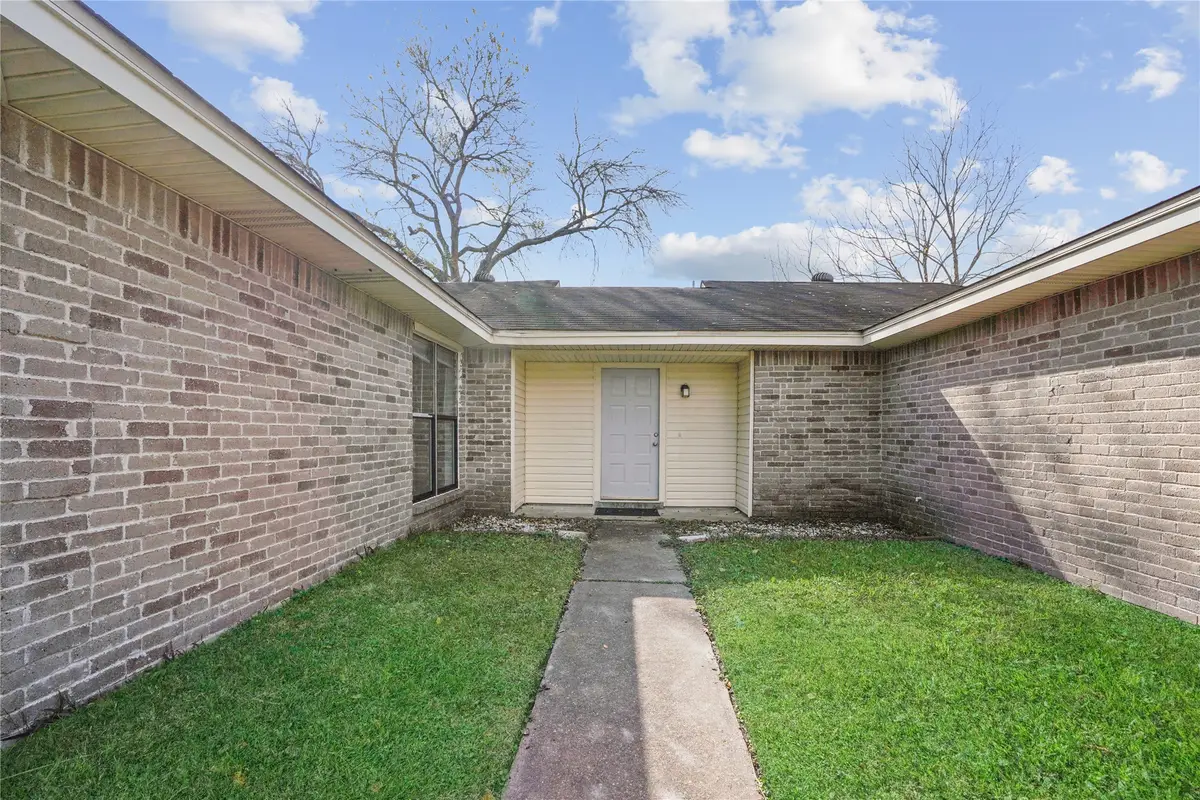 2846 Mayflower Landing Court, Webster, TX 77598 - Image #1