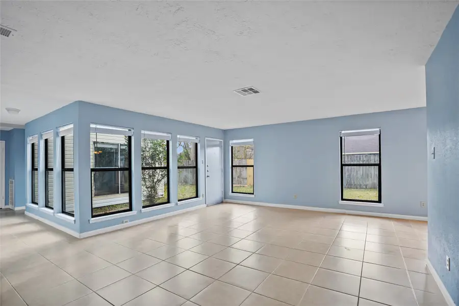 2846 Mayflower Landing Court, Webster, TX 77598 - Image #3