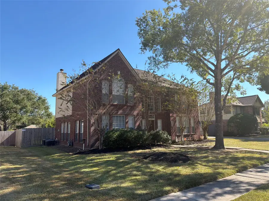 1209 Twin Oaks Street, Friendswood, TX 77546 - #3