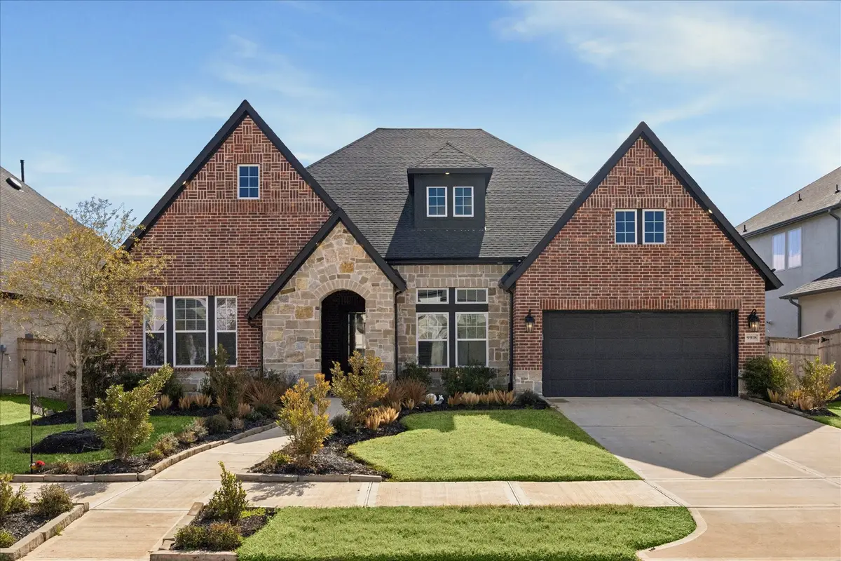 9918 Hunters Run Drive, Missouri City, TX 77459 - #1