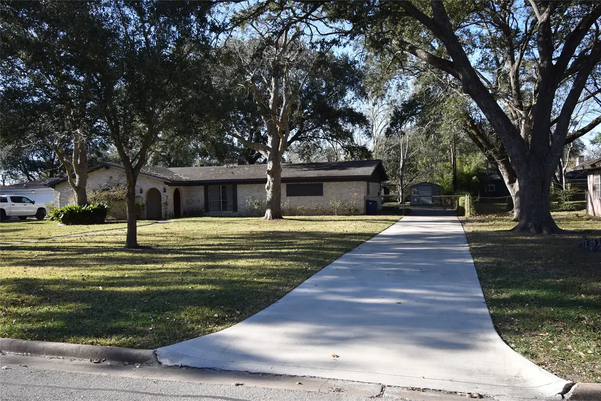 308 Edgewood Street, League City, TX 77573 - #1