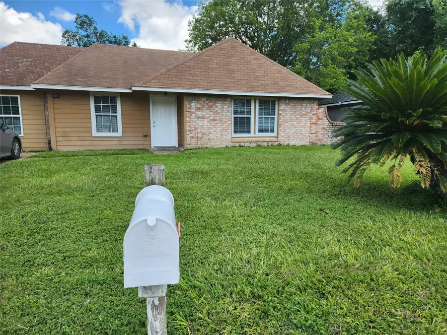 4518 Oak Shadows Drive, Houston, TX 77091 - #3