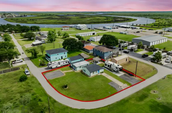 4402 Zelsky Road, Freeport, TX 77541