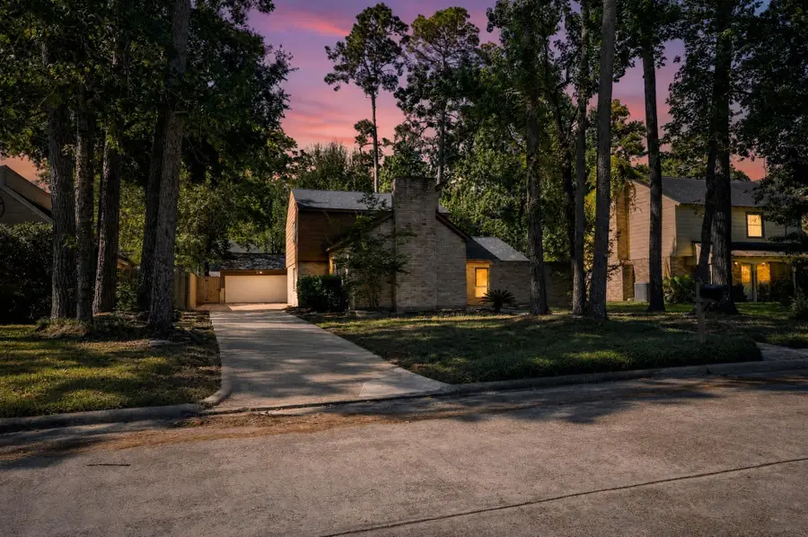 2038 Parkdale Drive, Kingwood, TX 77339 - #2