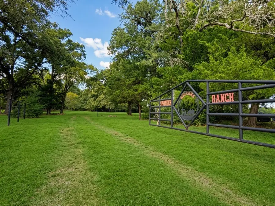 17882 County Road 431, Marquez, TX 77865 - #2