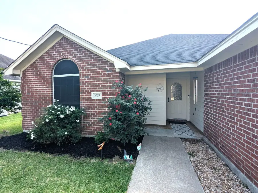 1035 N Colbert Street, Dayton, TX 77535 - #2