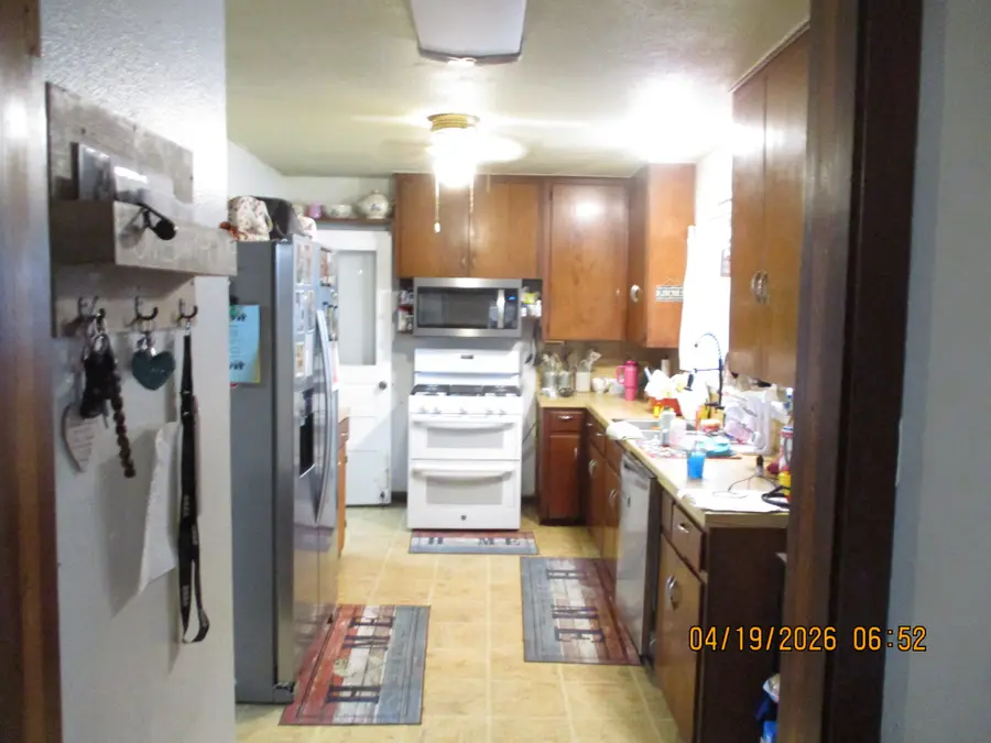 112 Chinaberry Street, Lake Jackson, TX 77566 - #2