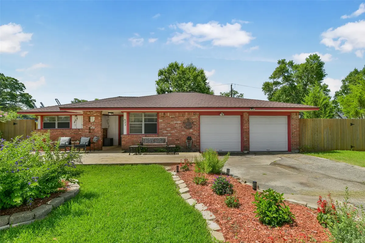 523 Oakdale Avenue, Shoreacres, TX 77571 - #1
