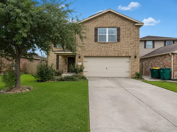 341 Comanche Plains Road, La Marque, TX 77568