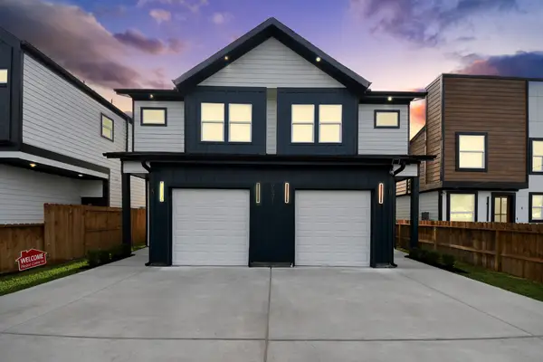 8601 Amadwe Street #A/B, Houston, TX 77051