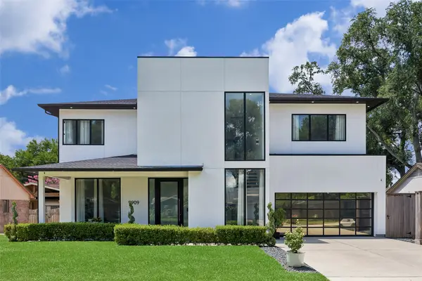 9909 Larston Street, Houston, TX 77055