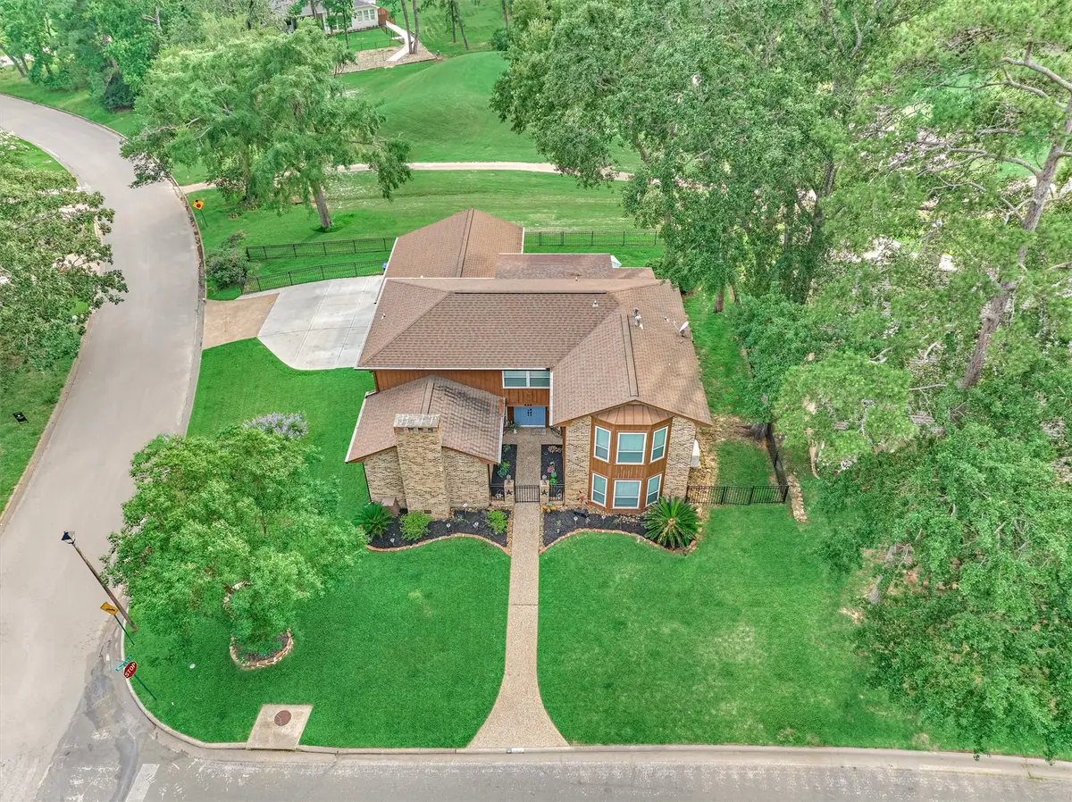 660 Hillcrest Drive, Huntsville, TX 77340 - #1