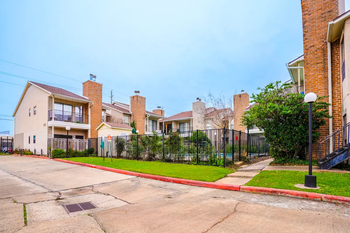 1818 Augusta Drive #27, Houston, TX 77057 - #1