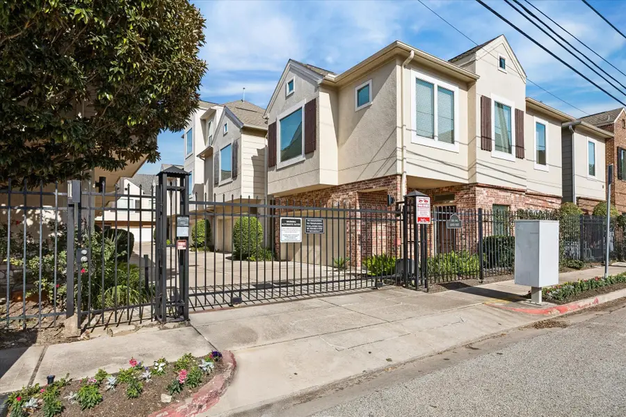 3878 Center Street, Houston, TX 77007 - #3