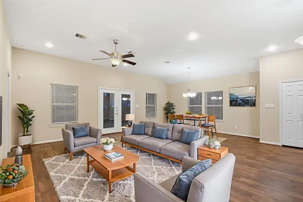 3018 Greenbriar Springs Drive, Houston, TX 77073