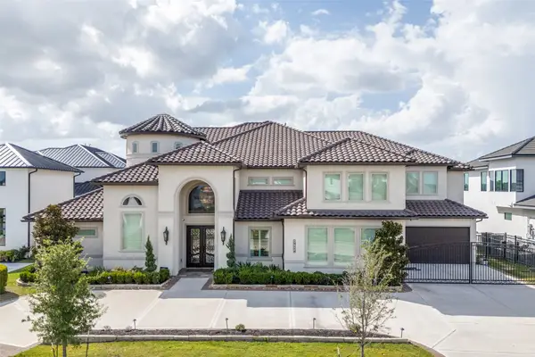19114 Coleto Creek Bend Drive, Cypress, TX 77433